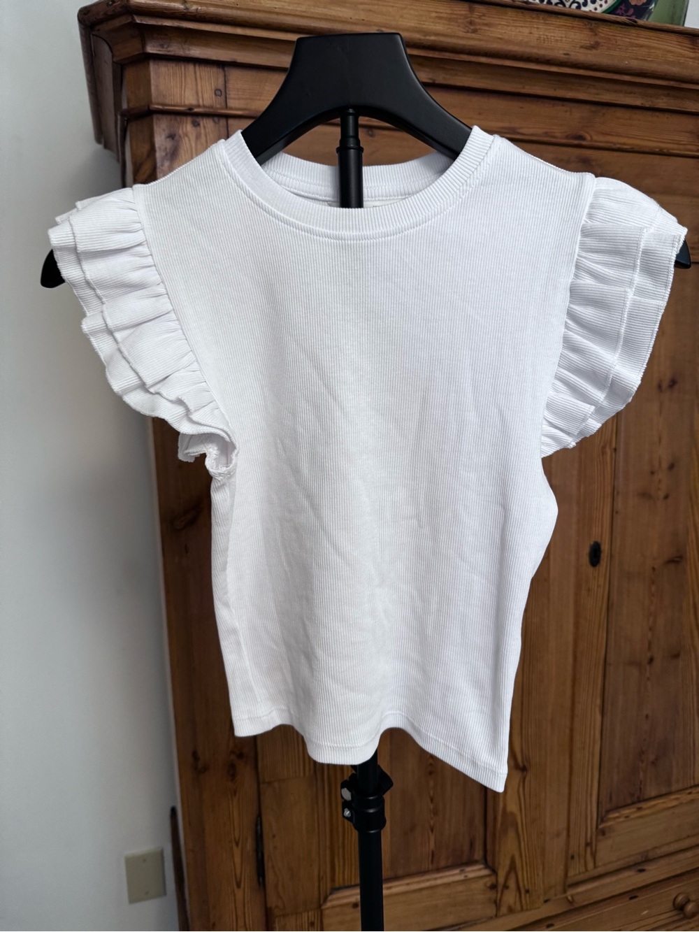 Zara White Ruffle Sleeve Crop Tee - Picture 2 of 3